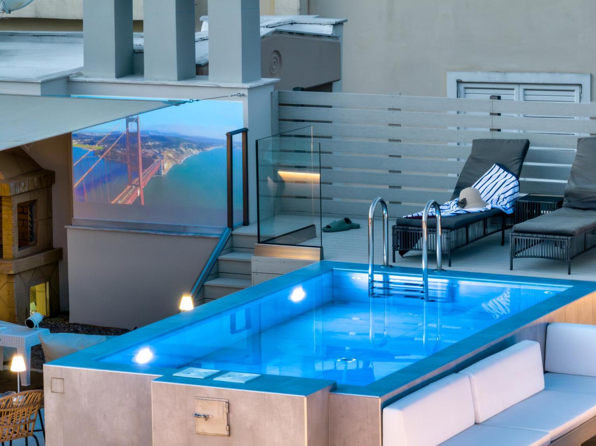 El Cielo Where Luxury Meets The Sky *